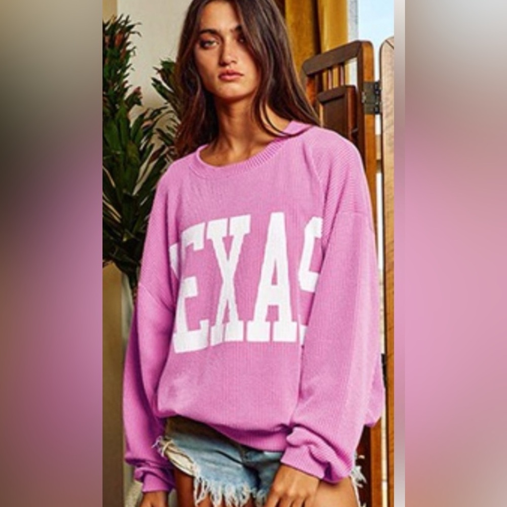 Pink Texas Sweater‎